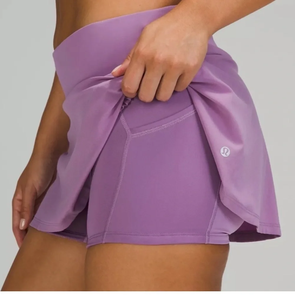 Lululemon play off the pleats skirt